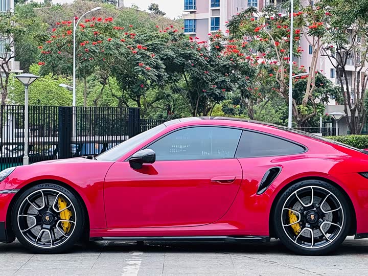 Porsche 911 2022 Turbo S 3.7 T — фото 16