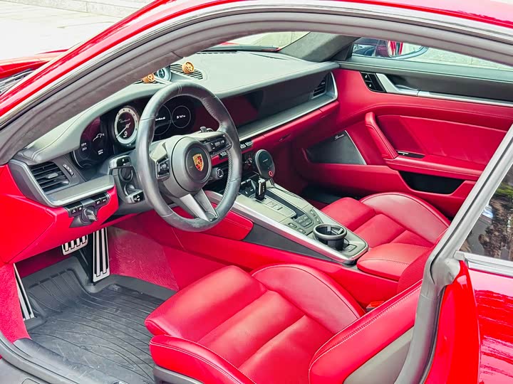Porsche 911 2022 Turbo S 3.7 T — фото 6