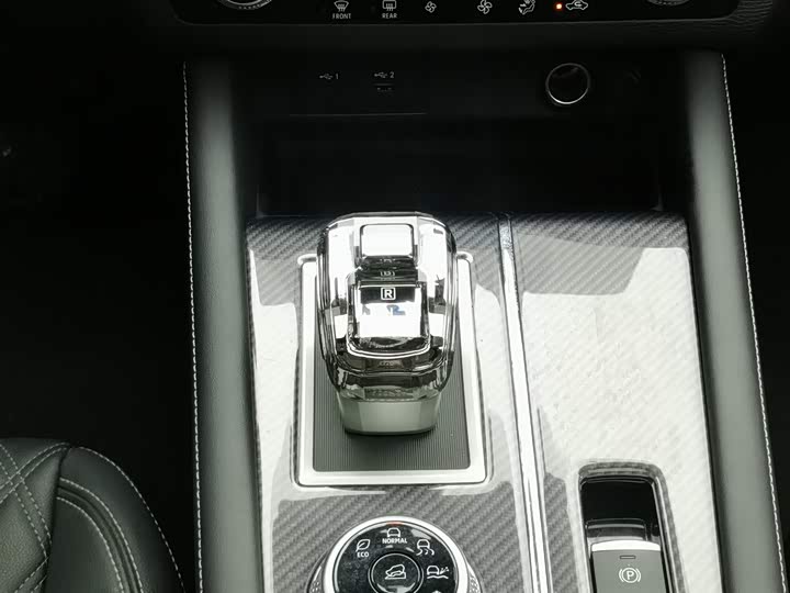 Mitsubishi Outlander — фото 13