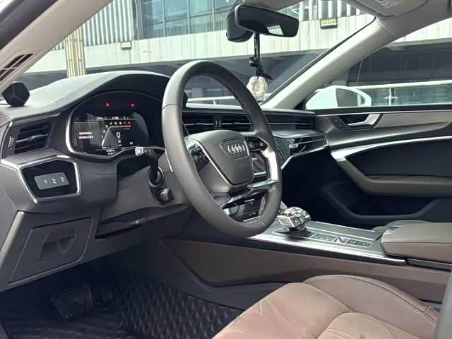 Audi A7L 2022 45 TFSI S-line — фото 4