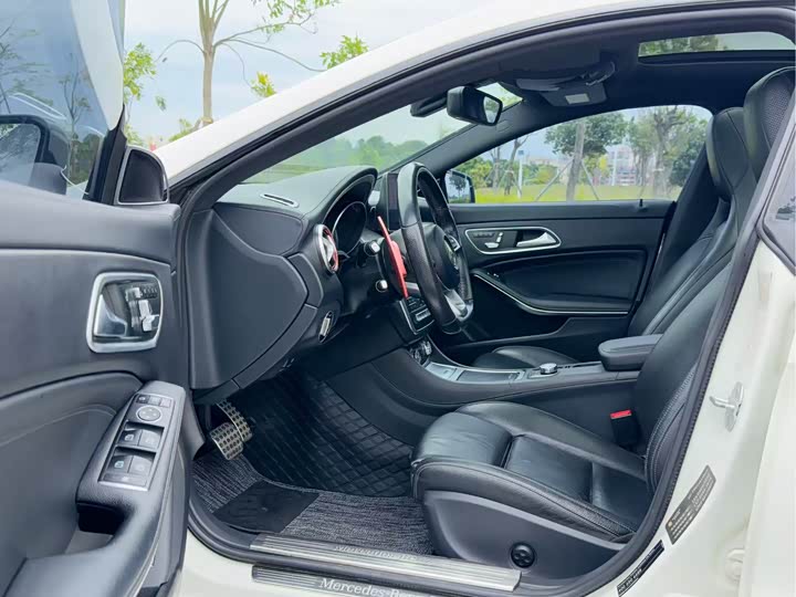 Mercedes-Benz CLA — фото 10