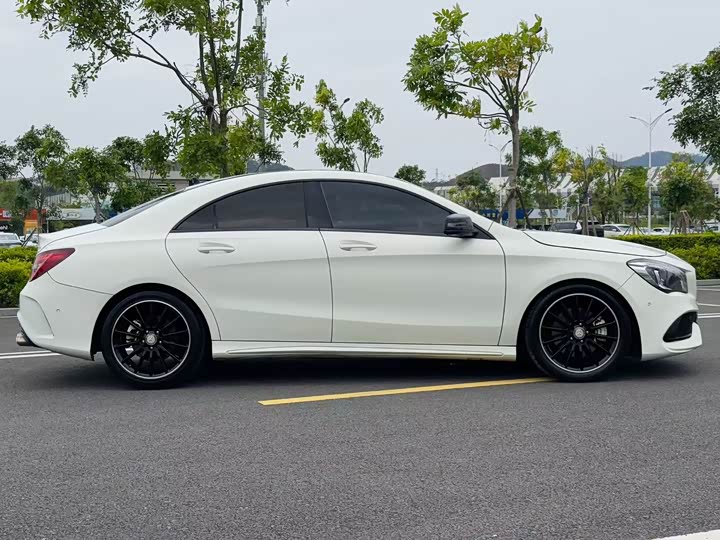 Mercedes-Benz CLA — фото 8