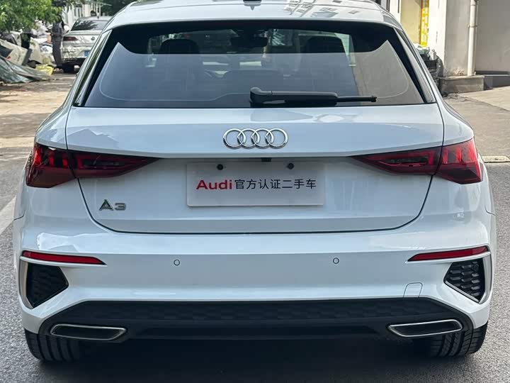 Audi A3 2022 Sportback 35 TFSI Sport — фото 17