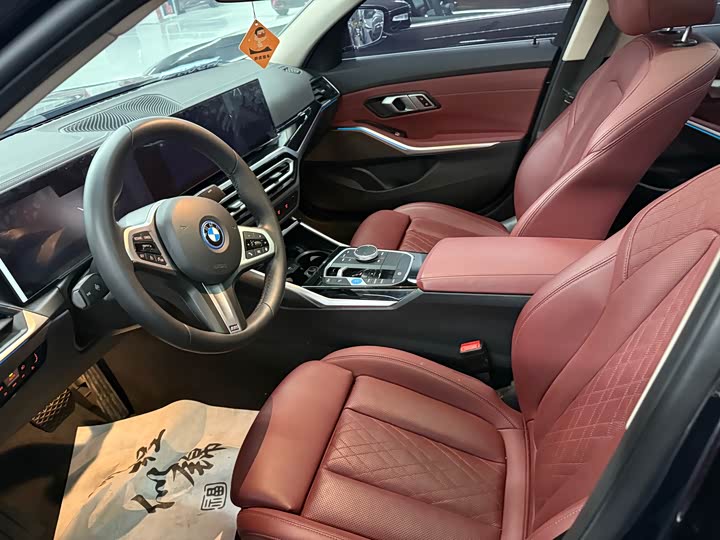 BMW i 3 2022 e Drive 35 L — фото 4