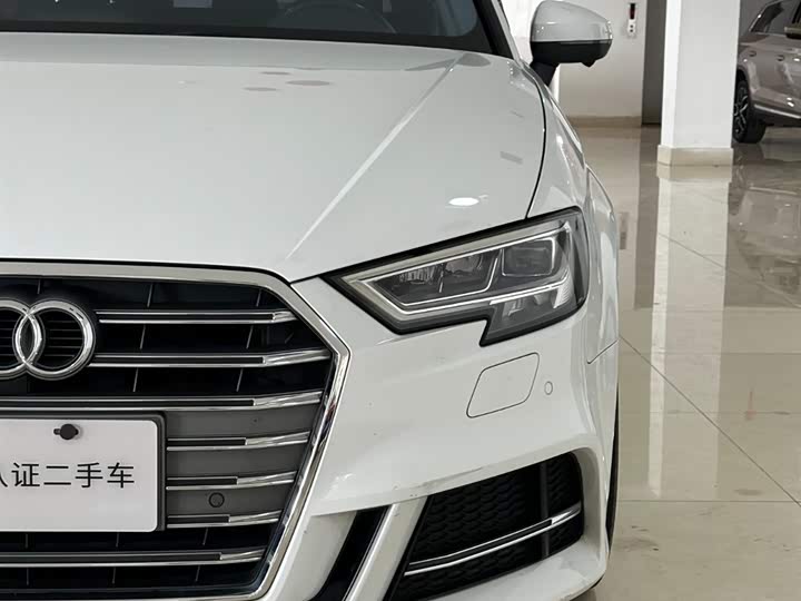 Audi A3 2020 Sportback 35 TFSI VI — фото 14