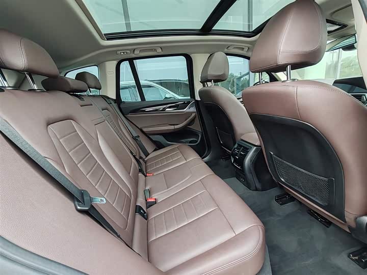 BMW X3 2020 x Drive 25i — фото 14