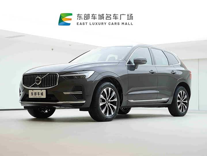 Volvo XC60 2023 B 5 4 WD — фото 1