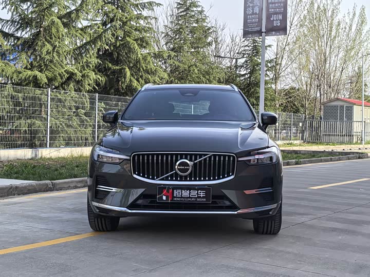 Volvo XC60 2022 B 5 4 WD — фото 2