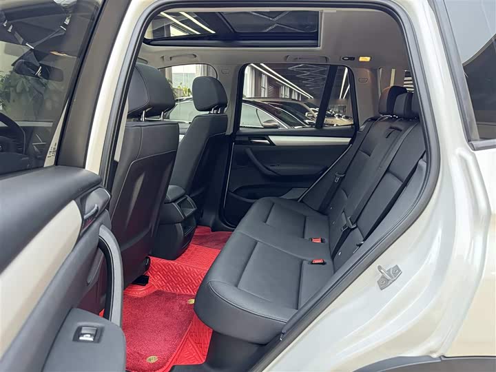 BMW X3 2016 s Drive 20i — фото 11