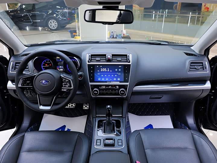 Subaru Outback — фото 19