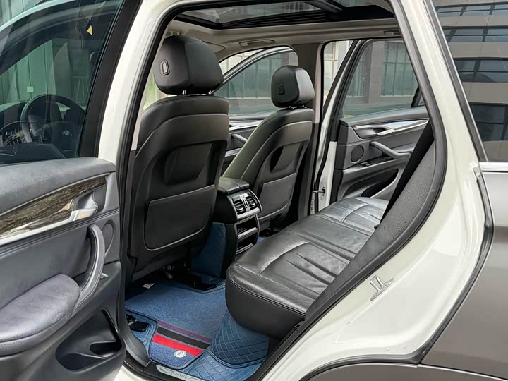 BMW X5 2017 x Drive 35i Leading — фото 5