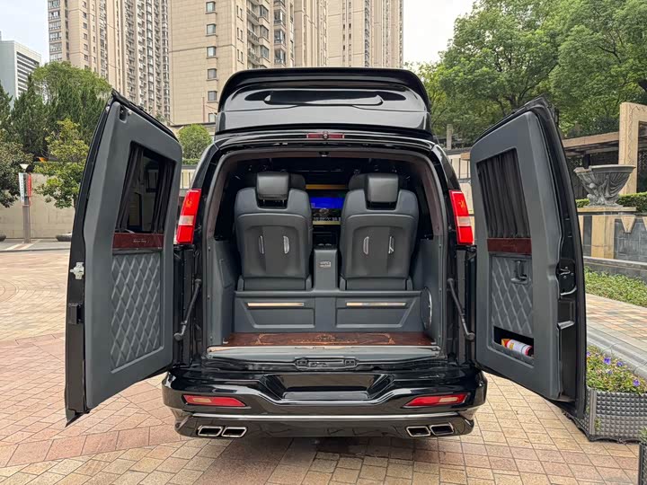 GMC SAVANA 2020 6.0 L G 760 — фото 15