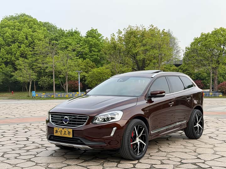 Volvo XC60 2016 T 5 AWD — фото 4