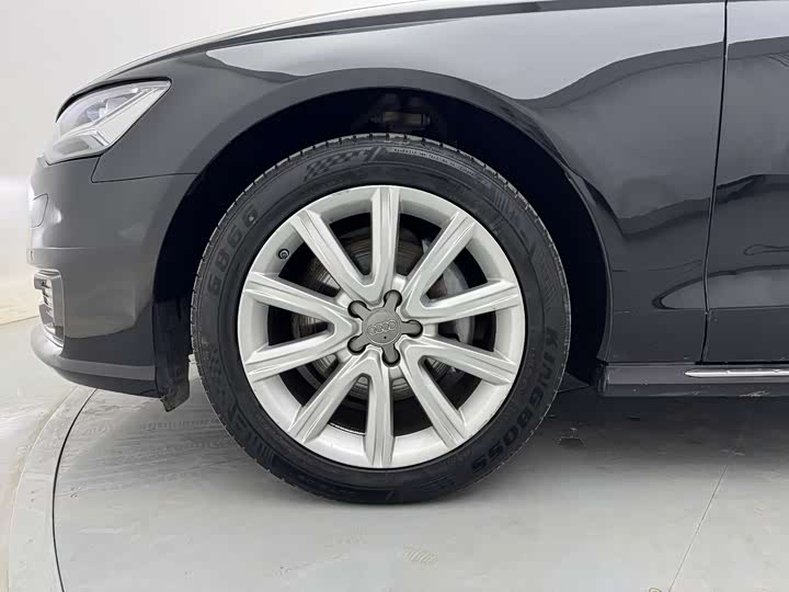 Audi A6L 30 TFSI базовая — фото 10