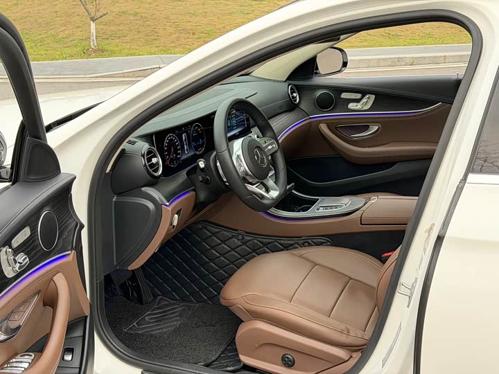 Mercedes-Benz E-Class 2020 E 300 L — фото 7