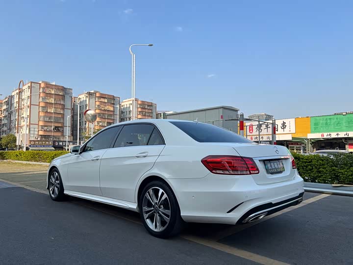 Mercedes-Benz E-Class E 260 L спорт — фото 6