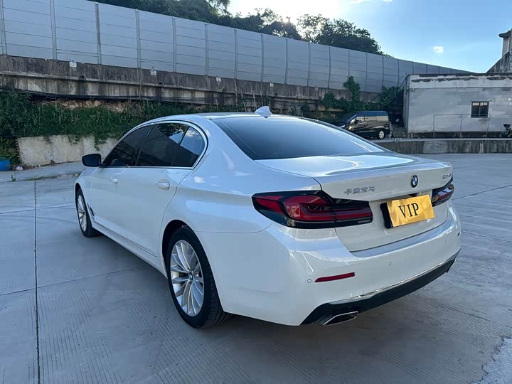 BMW 5 Series 525Li M спортпакет — фото 7