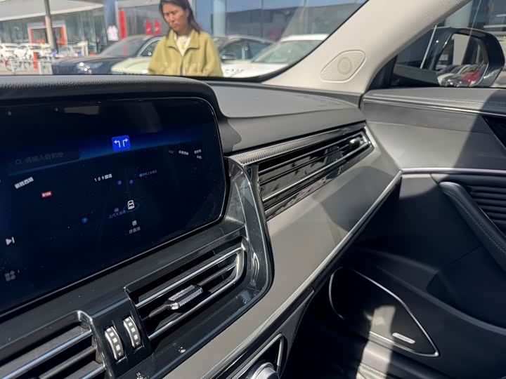 Hongqi HS5 2023 2.0 T Pro 50 — фото 14
