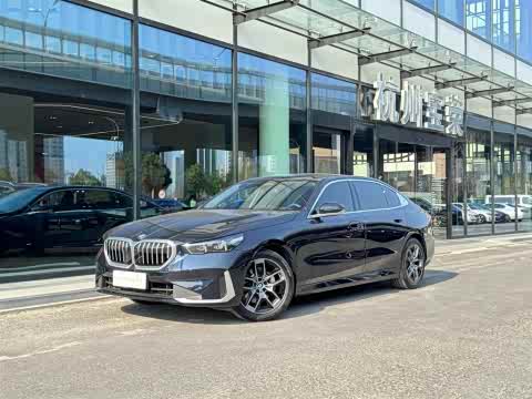 BMW 5-Series 2024 530 Li Leading — фото 16