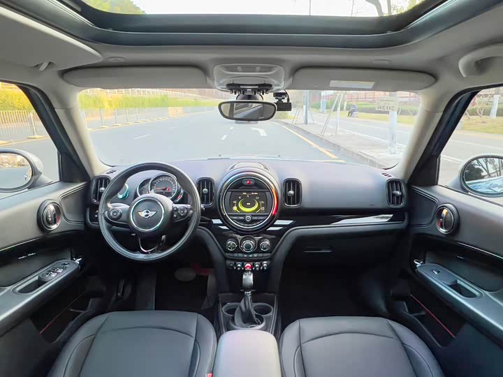 MINI Countryman — фото 10