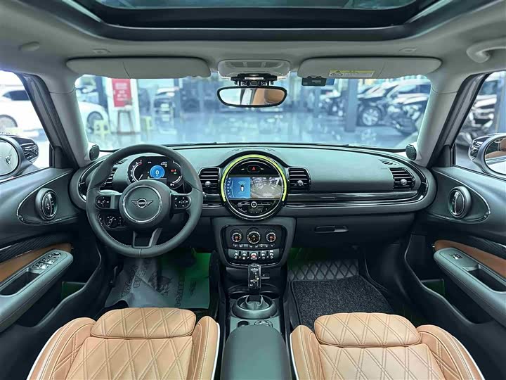MINI Clubman — фото 9