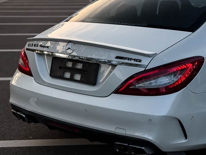 Mercedes-Benz CLS 2015 AMG CLS 63 4 MATIC — фото 13