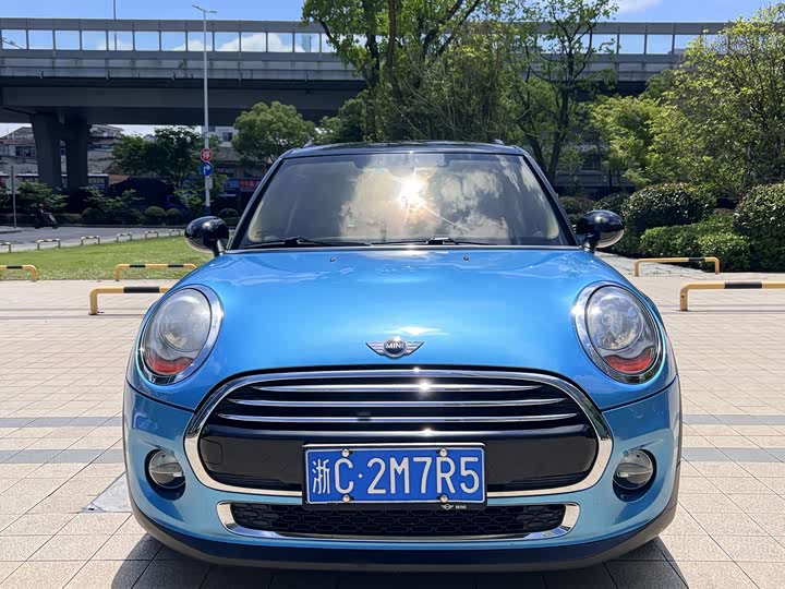 MINI Hatch — фото 2