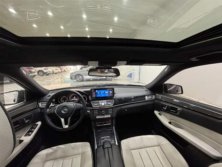 Mercedes-Benz E-Class 2015 E 200 L Sport — фото 6