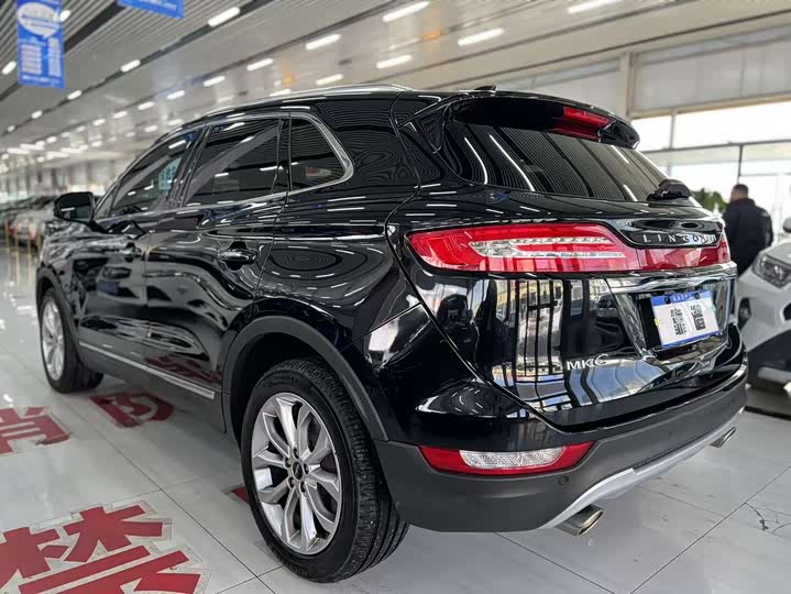 Lincoln MKC 2019 2.0 T 4 WD V — фото 7