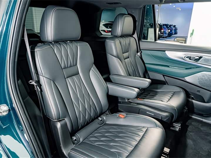 Trumpchi GS8 2022 2.0 TGDI 2 WD ( ) — фото 23