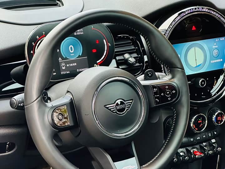 MINI Hatch — фото 10