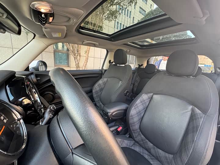 MINI Hatch — фото 11