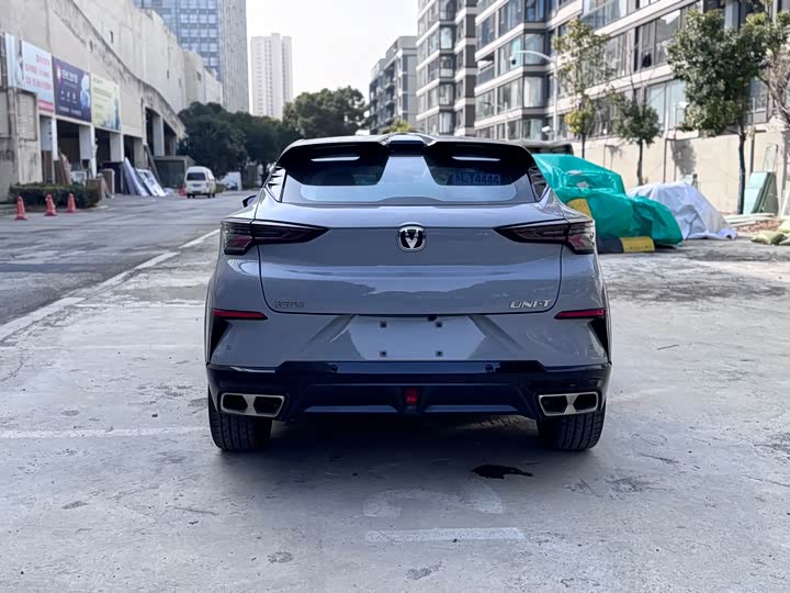 Changan UNI-T 2023 1.5 T Premium — фото 5