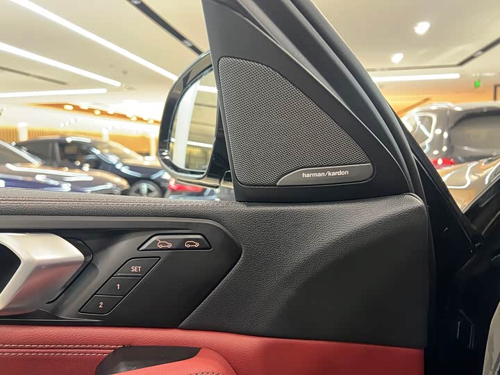 BMW X6 2022 x Drive 40i M — фото 12