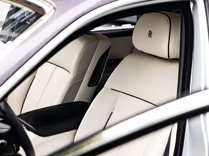 Rolls-Royce Phantom — фото 11