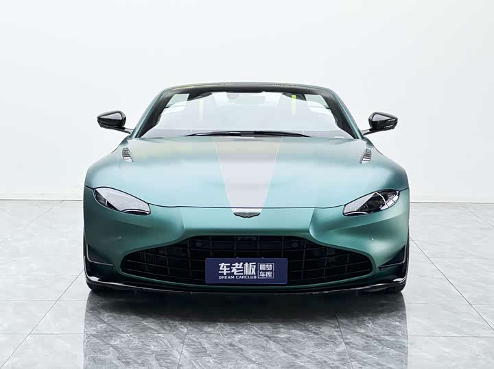 Aston Martin V8 Vantage 2022 4.0 T V 8 F 1 Edition Roadster — фото 2
