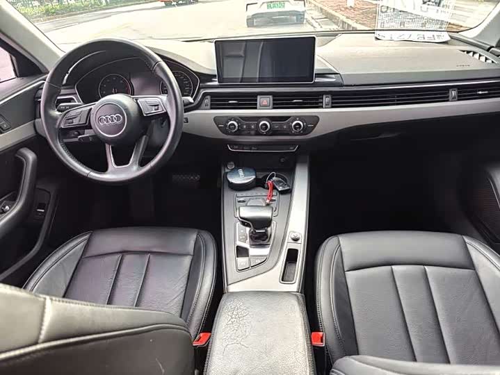 Audi A4L 2017 40 TFSI — фото 5