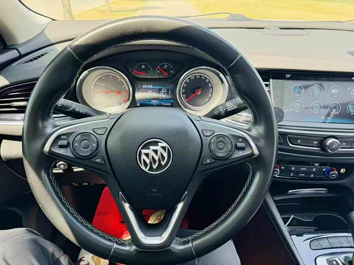Buick Regal — фото 8