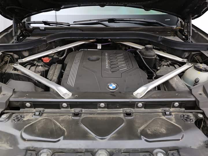BMW X5 2022 x Drive 40 Li M — фото 17