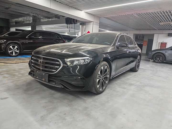 Mercedes-Benz E-Class 2024 E 300 L — фото 1