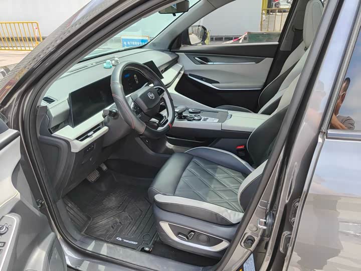 Changan CS75 PLUS 2023 1.5 T ATLuxury — фото 11