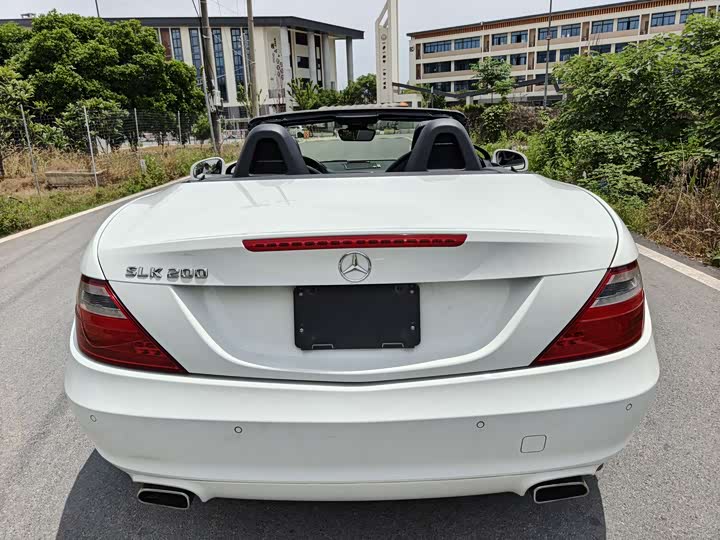 Mercedes-Benz SLK-Class 2011 SLK 200 — фото 4