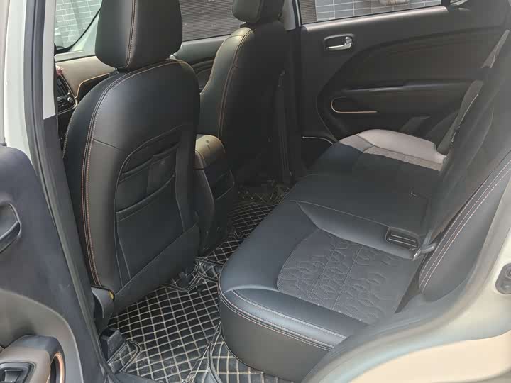 Trumpchi GS3 2017 150 N MT — фото 7