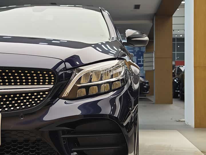 Mercedes-Benz C-Class 2020 C 260 L — фото 2