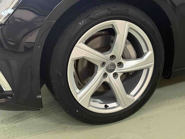 Audi A6L 2021 55 TFSI quattro — фото 4