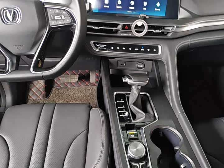 Changan CS75 PLUS 2021 1.5 T ATLuxury — фото 14