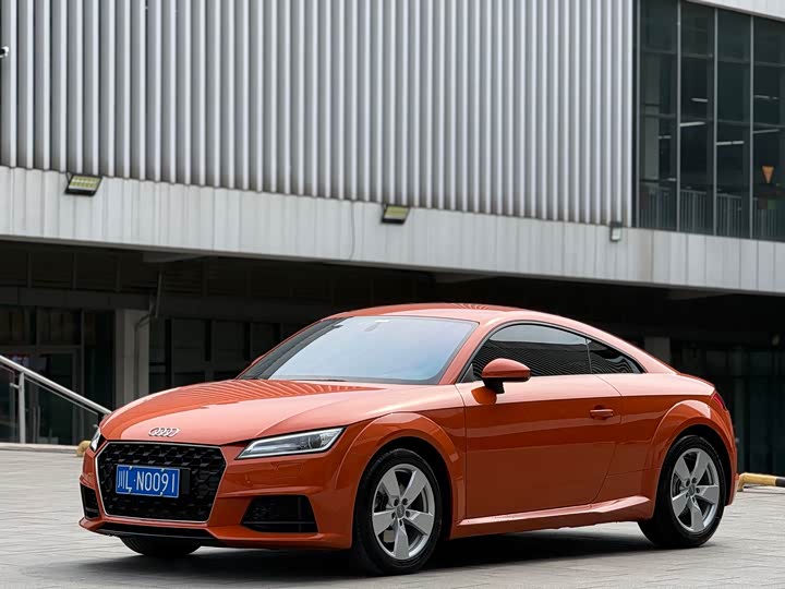 Audi TT 2017 TT Coupe 40 TFSI — фото 9