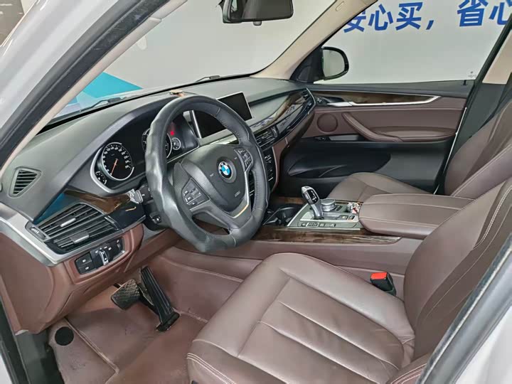 BMW X5 2015 x Drive 28i — фото 6