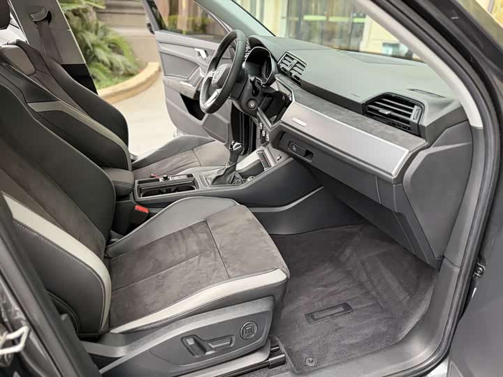 Audi Q3 35 TFSI динамик — фото 14