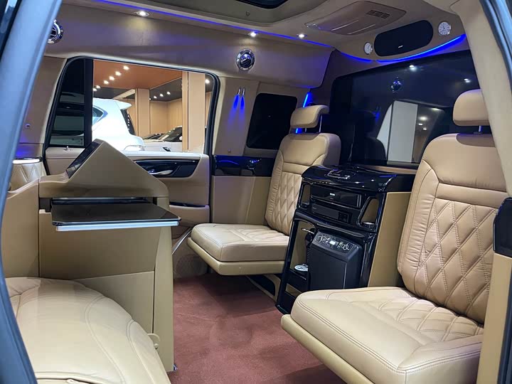 Cadillac ESCALADE 2017 6.2 L ESV — фото 12